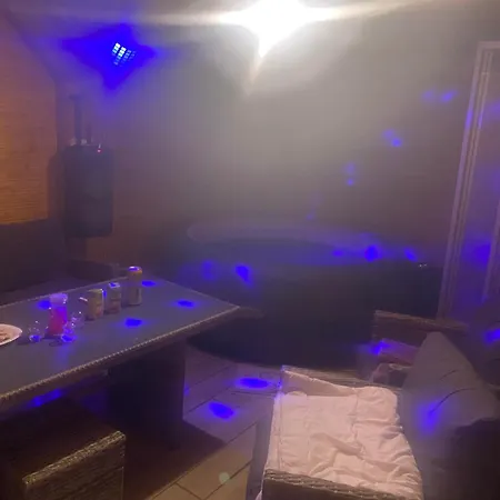 Apartmán S Wellnessom Spacince